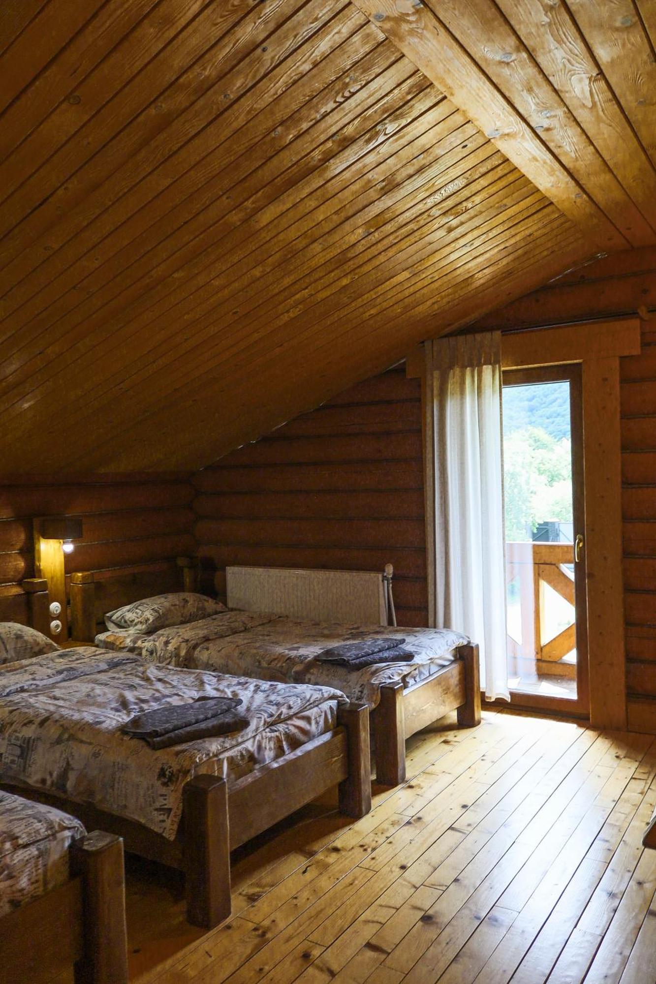 Сottage "Ksenija" Котедж "Ксенія" Skole ภายนอก รูปภาพ